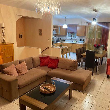 Voula'S Dream House Apartment เนอาเปรามอส ภายนอก รูปภาพ