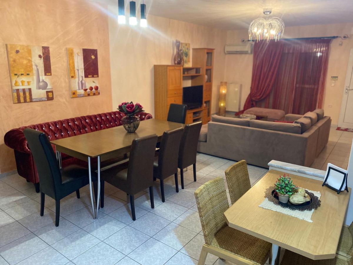 Voula'S Dream House Apartment เนอาเปรามอส ภายนอก รูปภาพ